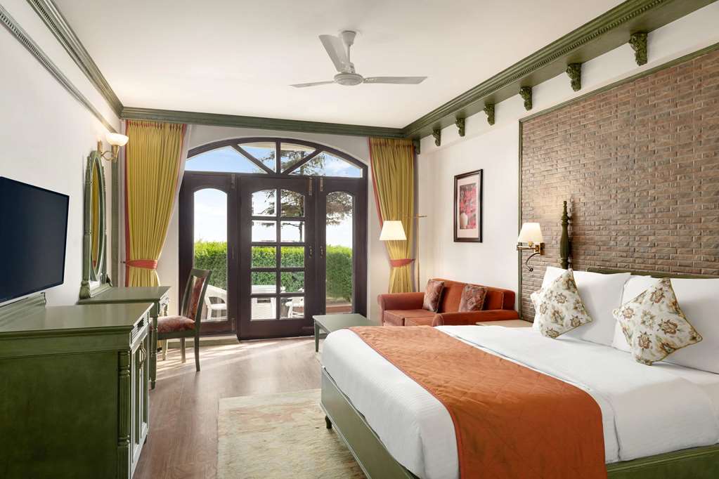 RAMADA BY WYNDHAM MUSSOORIE MALL RO-guestroom-Guest Room,On-Site.jpg
