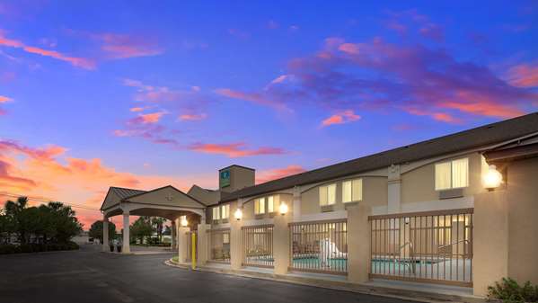 Exterior view - SureStay Hotel by Best Western Alexandria - I-49, Exit 90
