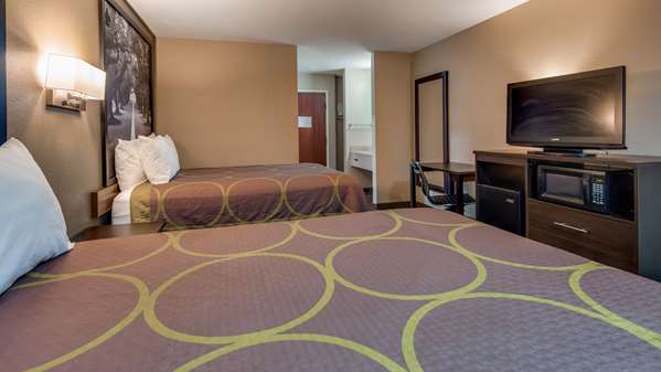  - SureStay Hotel by Best Western Alexandria - I-49, Exit 90