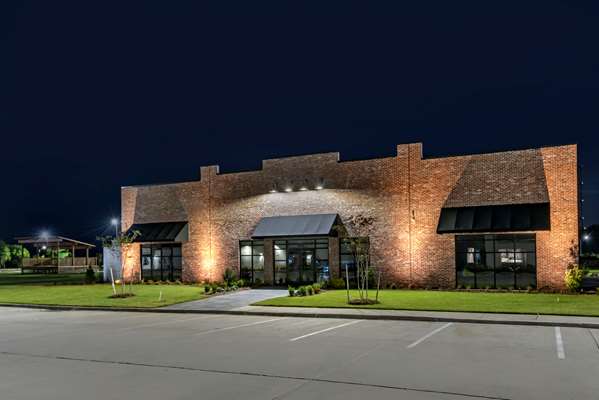 Exterior view - Lyric Hotel West End District Cleveland