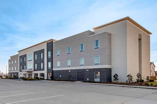 Exterior view - Lyric Hotel West End District Cleveland