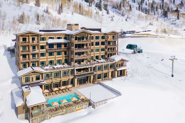 Exterior view - Snowpine Lodge Alta