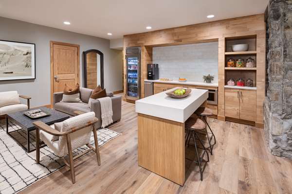 Bar - Snowpine Lodge Alta