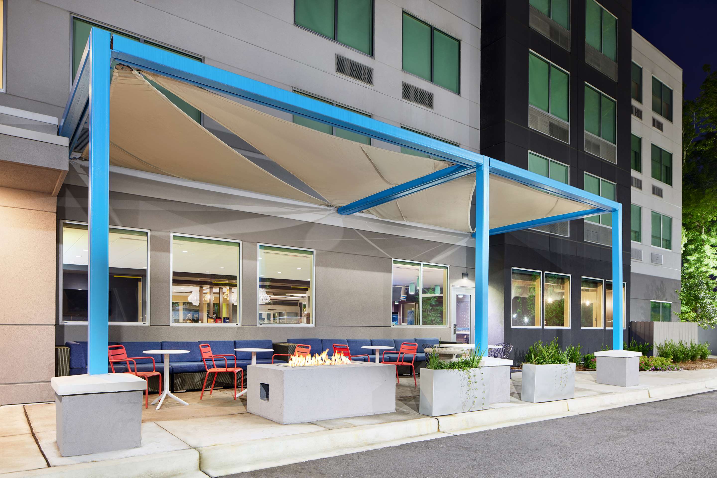 Exterior | Tru by Hilton Charleston Airport