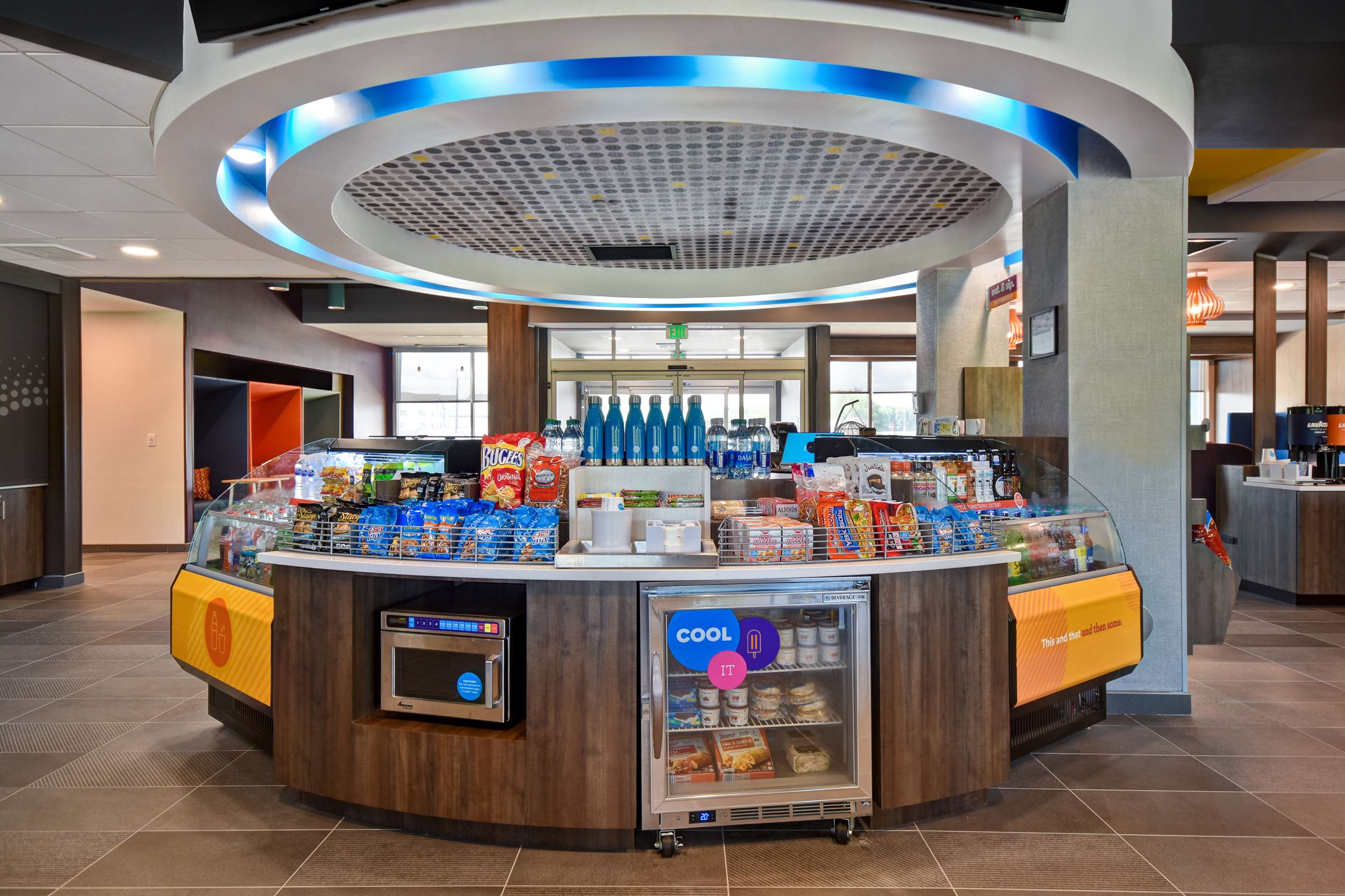 Reception | Tru by Hilton Auburn