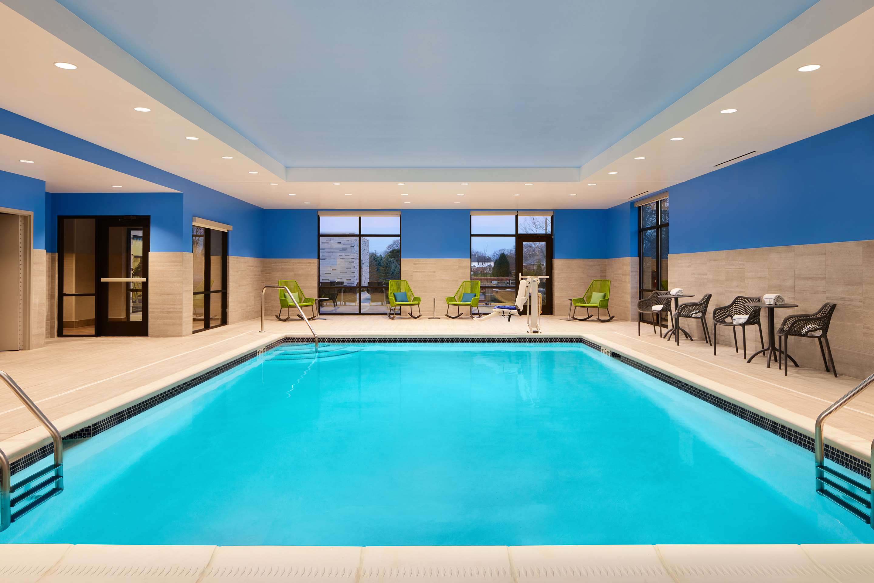 Pool | Hampton Inn & Suites Franklin Indianapolis