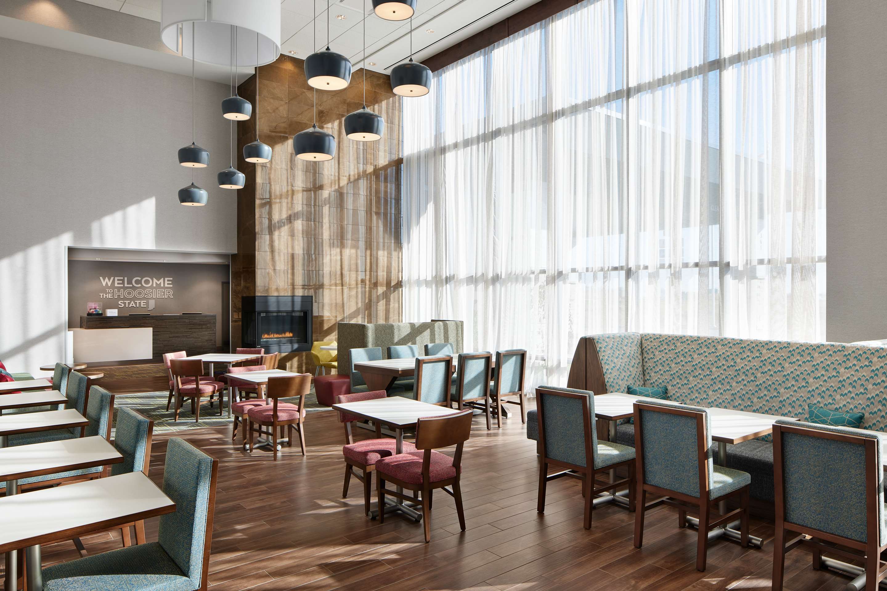 Reception | Hampton Inn & Suites Franklin Indianapolis