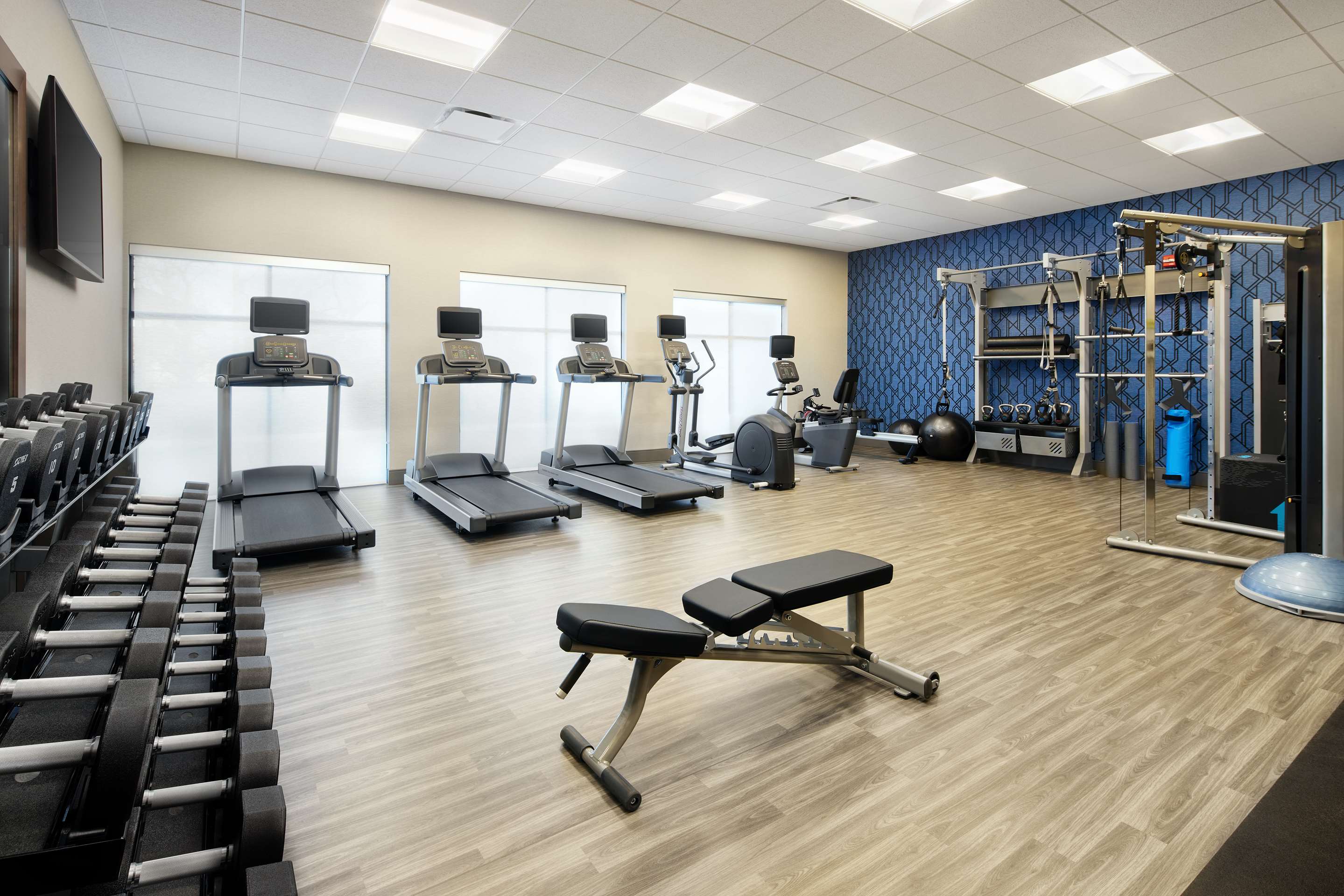 Health club fitness center gym | Hampton Inn & Suites Franklin Indianapolis