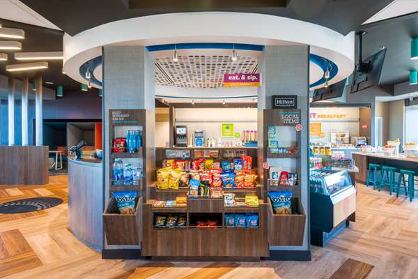 Restaurant - Tru by Hilton Airport Savannah - I-95, Exit 104