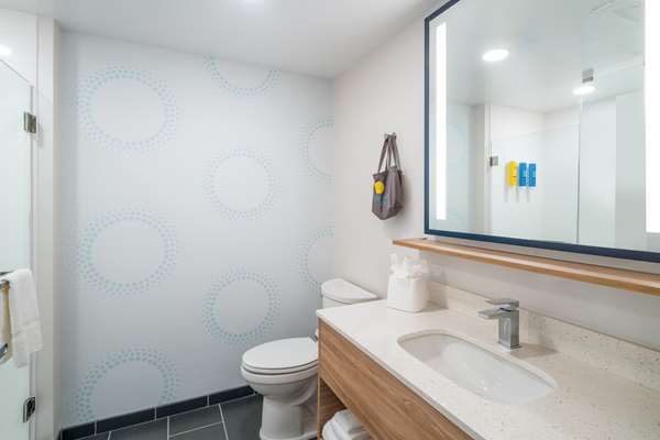  - Tru by Hilton Airport Savannah - I-95, Exit 104