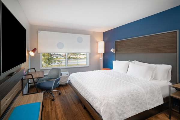  - Tru by Hilton Airport Savannah - I-95, Exit 104