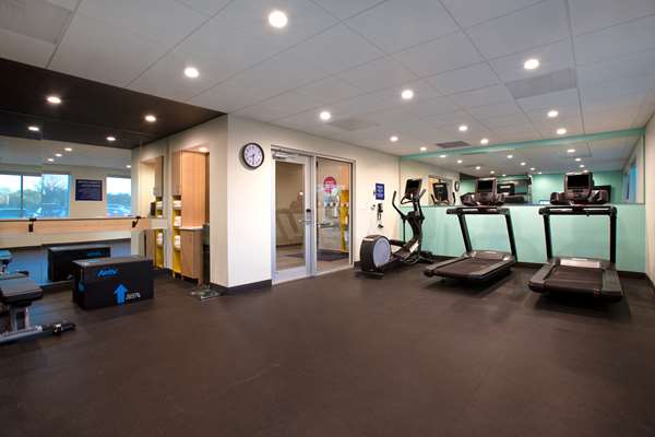 Fitness/ Exercise Room - Tru by Hilton Hotel Knoxville Airport Alcoa