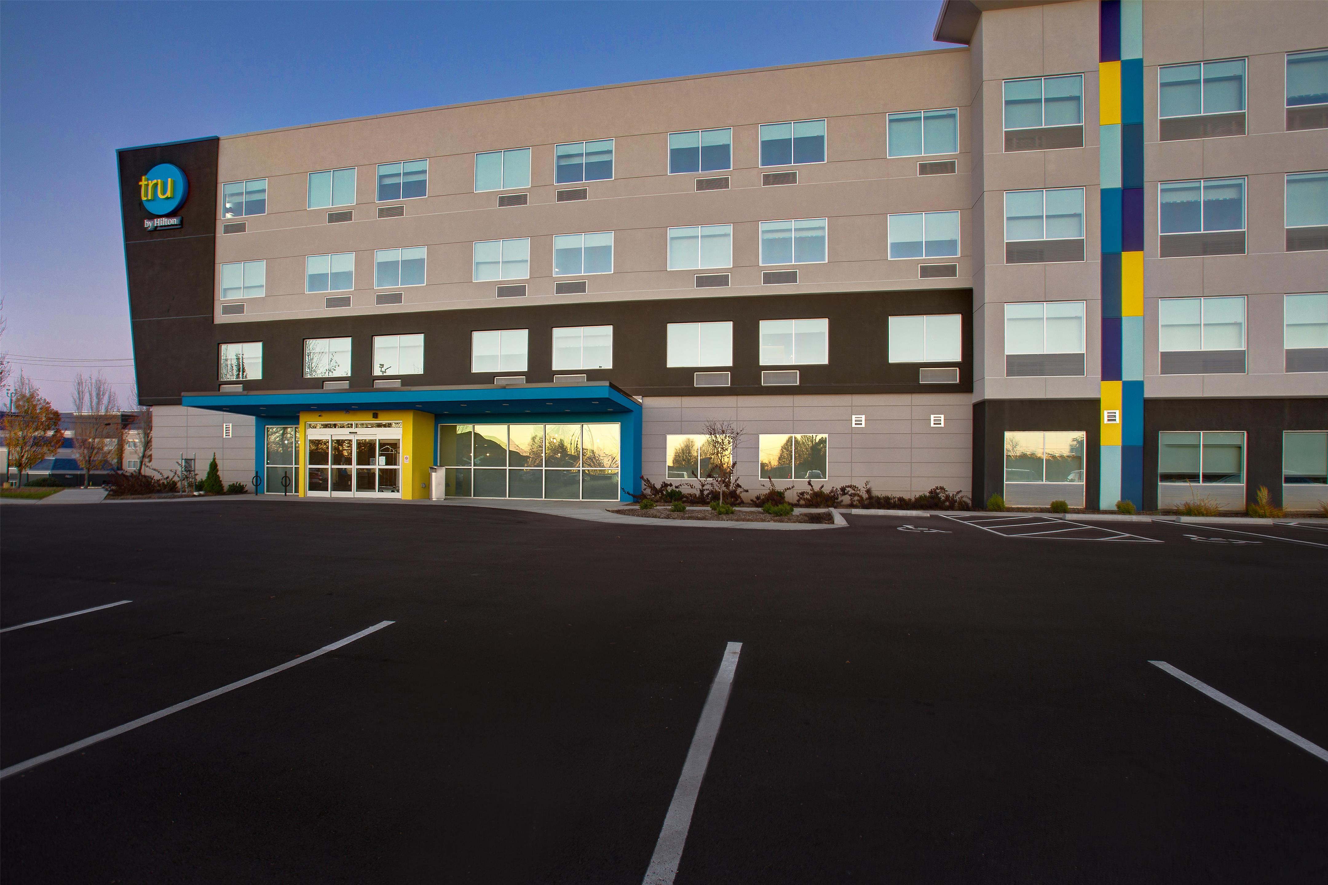 Exterior | Tru by Hilton Alcoa Knoxville Airport