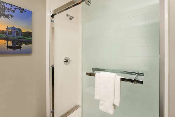  - La Quinta Inn & Suites Saint Louis - I-44, Exit 277B