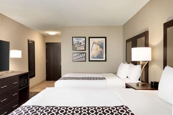  - La Quinta Inn & Suites Saint Louis - I-44, Exit 277B