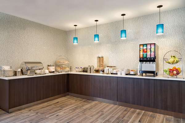  - La Quinta Inn & Suites Saint Louis - I-44, Exit 277B