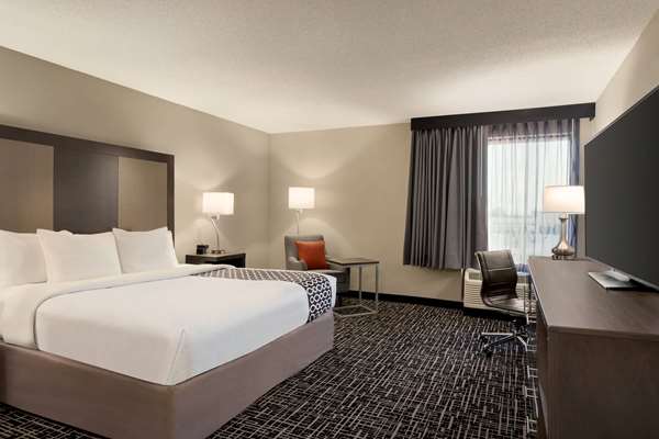  - La Quinta Inn & Suites Saint Louis - I-44, Exit 277B