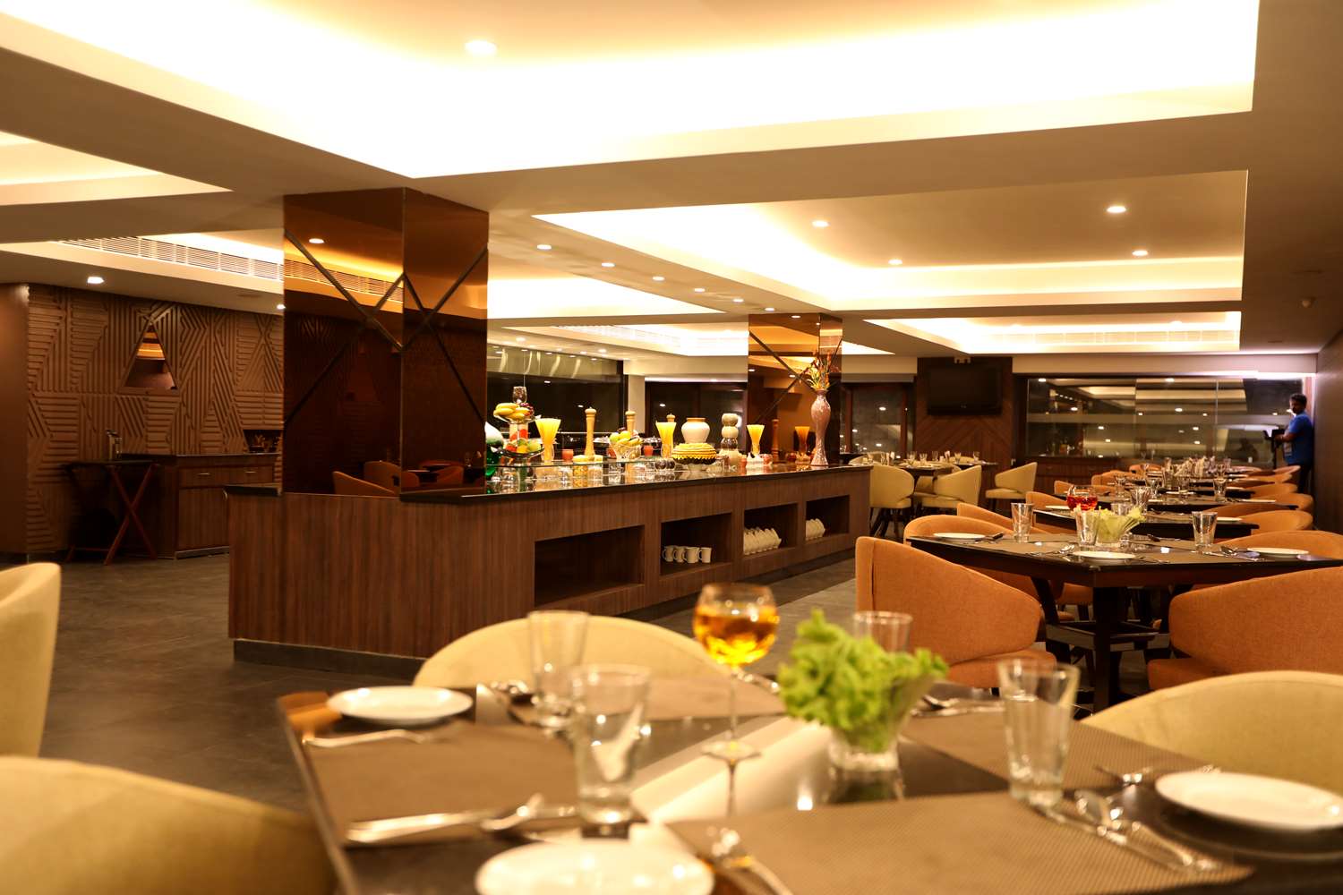 Hotel Shravanti Sarovar Portico Bengaluru - Restaurant
