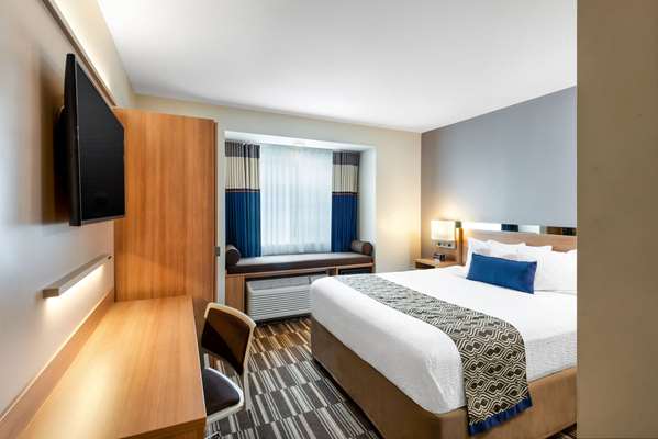  - Microtel Inn & Suites by Wyndham Warsaw