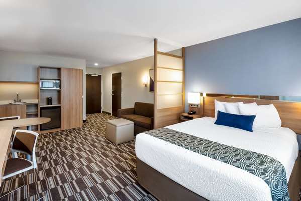 Suite - Microtel Inn & Suites by Wyndham Warsaw