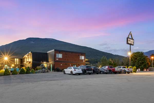 Exterior view - Stoke Hotel Revelstoke