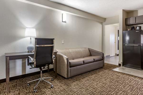 Suite - Quality Inn & Suites Spring Lake