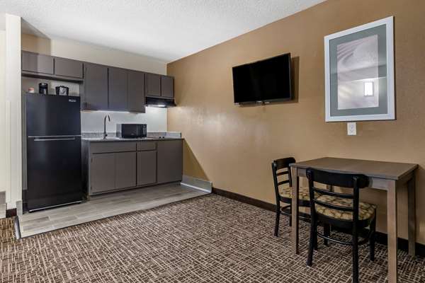 Suite - Quality Inn & Suites Spring Lake