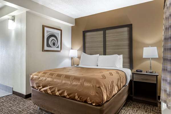  - Quality Inn & Suites Spring Lake