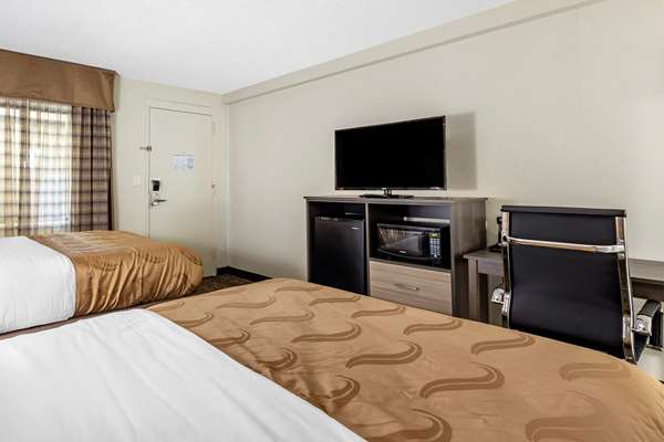  - Quality Inn & Suites Spring Lake