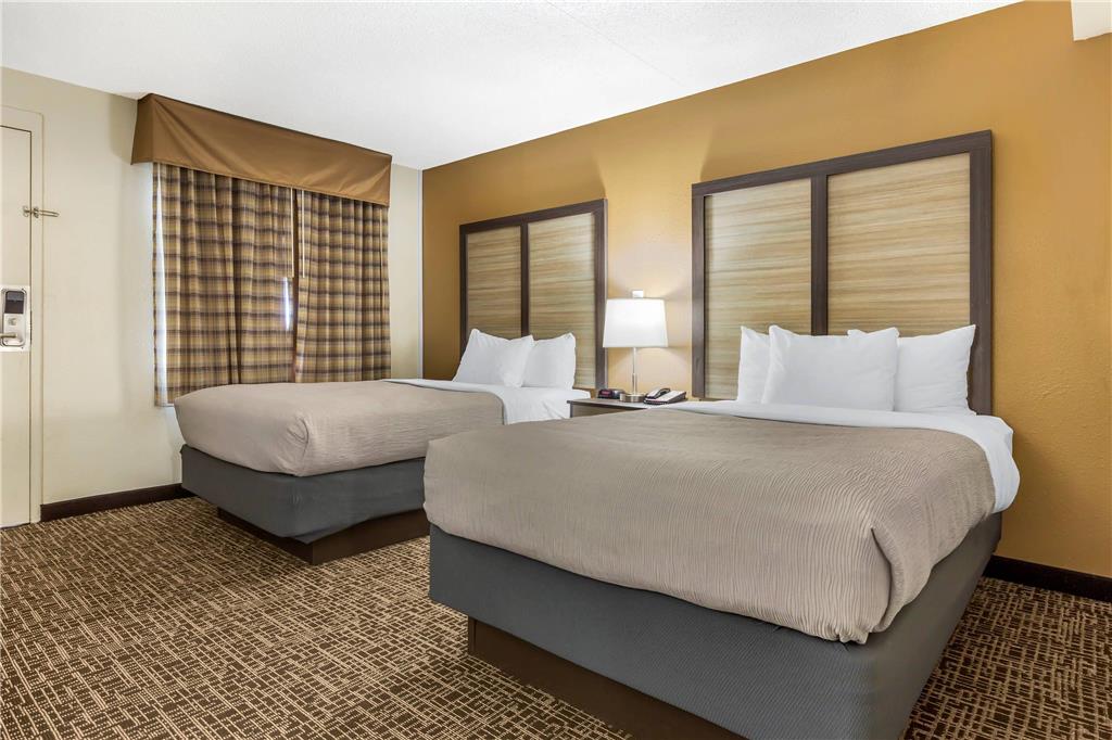 QUALITY INN AND SUITES SPRING LAKE-guestroom-Guest Room,Suite,On-Site.jpg