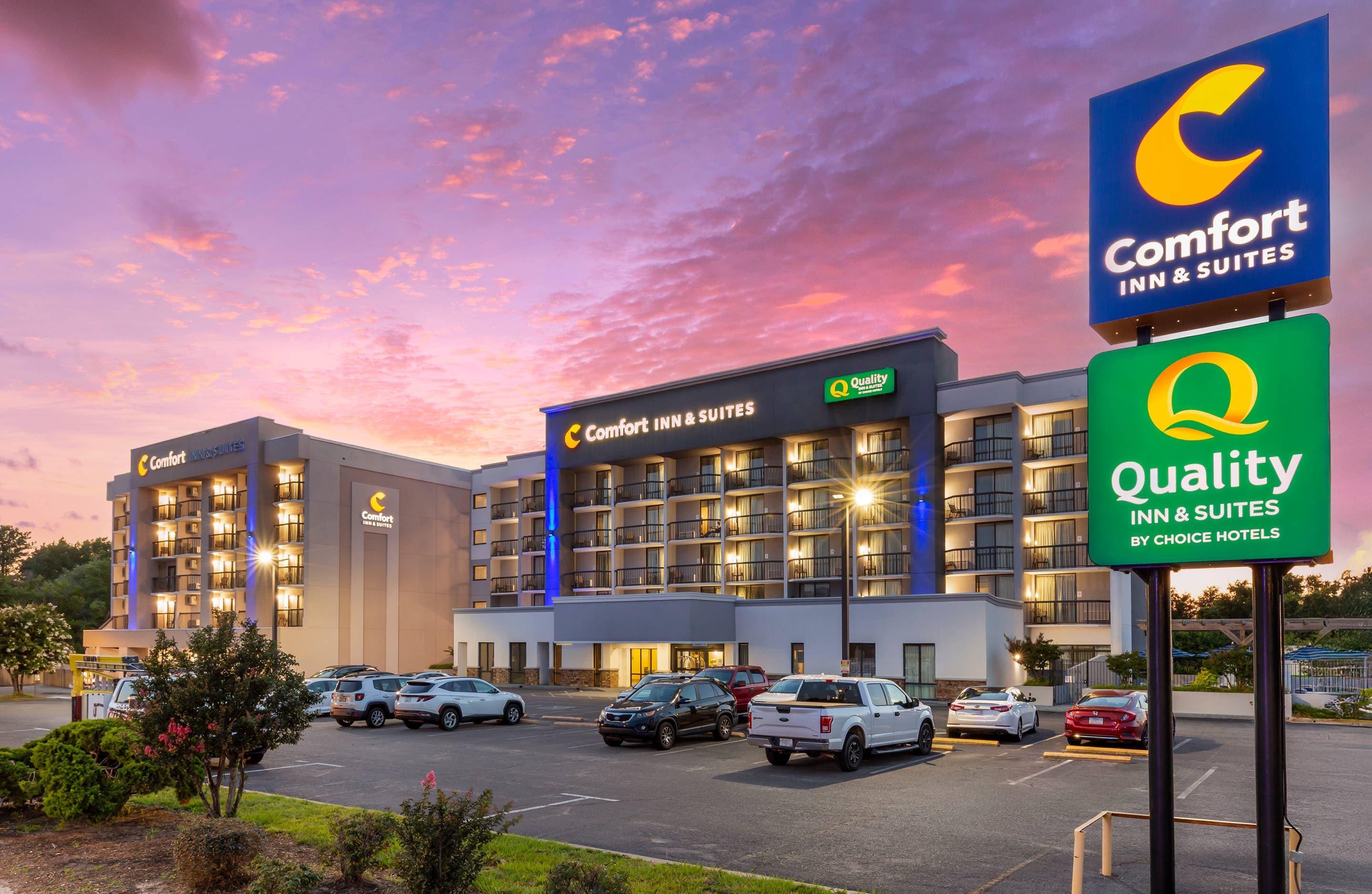 Hotel at night | Quality Inn & Suites Near North Fort Bragg