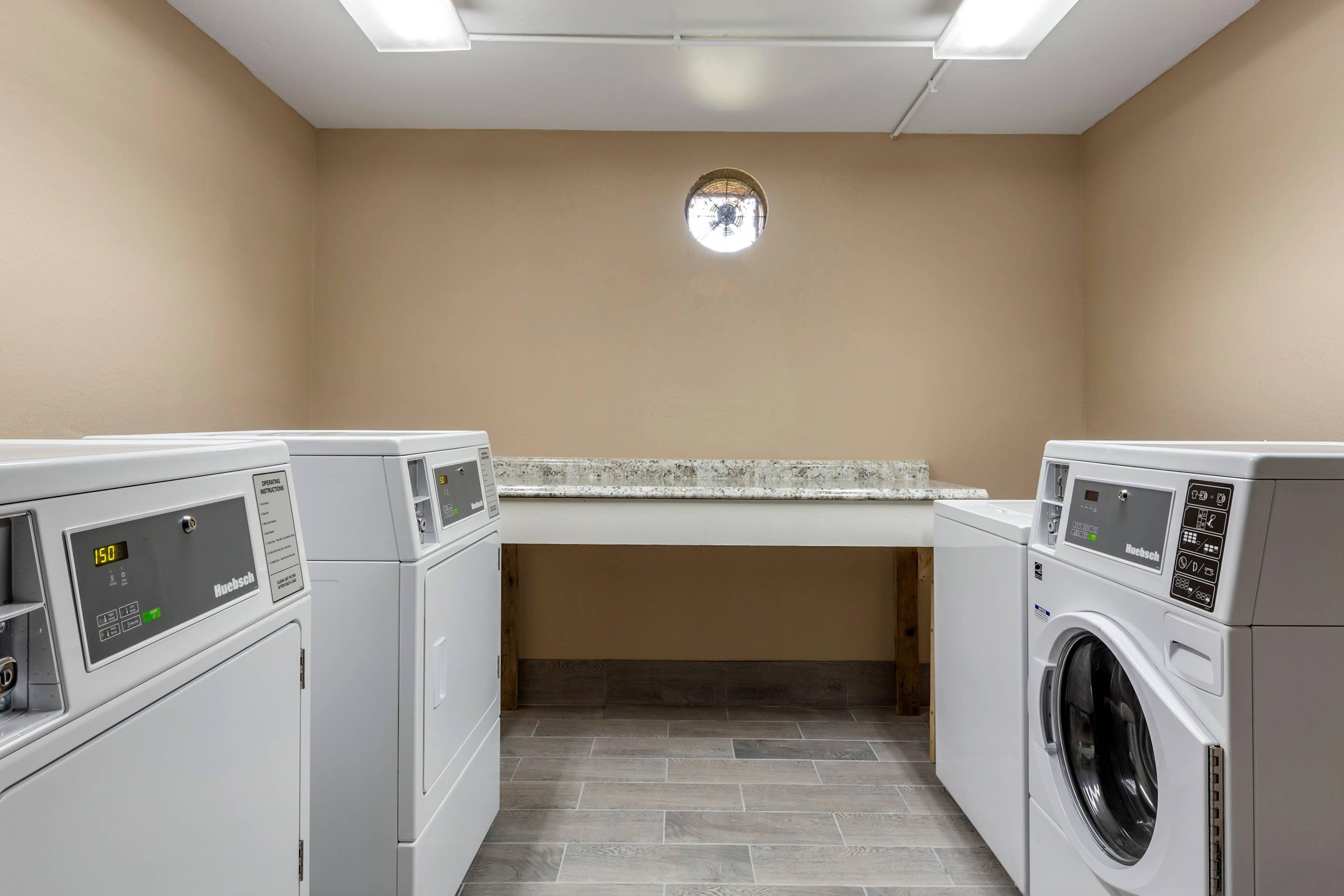 Guest laundry facilities | Quality Inn & Suites Near North Fort Bragg