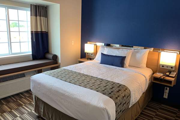  - Microtel Inn & Suites by Wyndham North Fountain - I-25, Exit 132