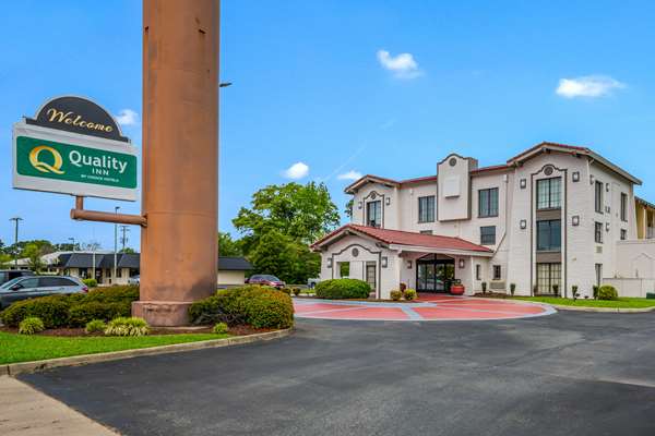 Exterior view - Quality Inn Hampton - I-64, Exit 263
