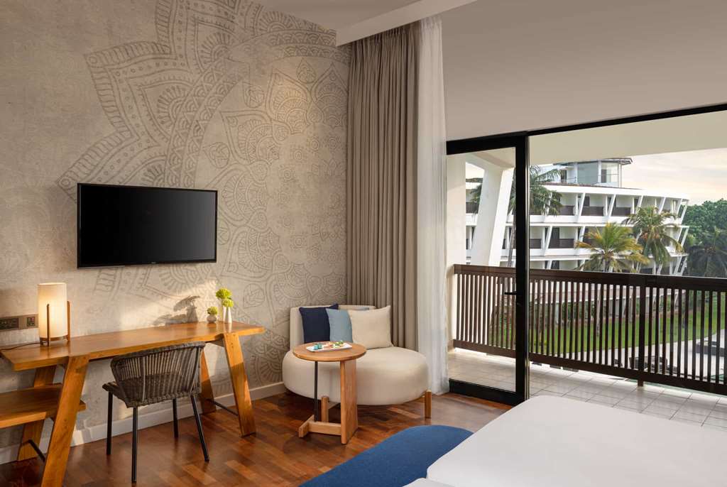 OCCIDENTAL EDEN BERUWALA-guestroom-Guest Room,On-Site.jpg