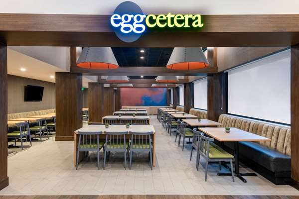 Restaurant - DoubleTree by Hilton Hotel Cherry Creek Denver