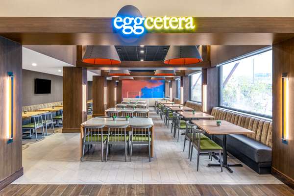 Restaurant - DoubleTree by Hilton Hotel Cherry Creek Denver