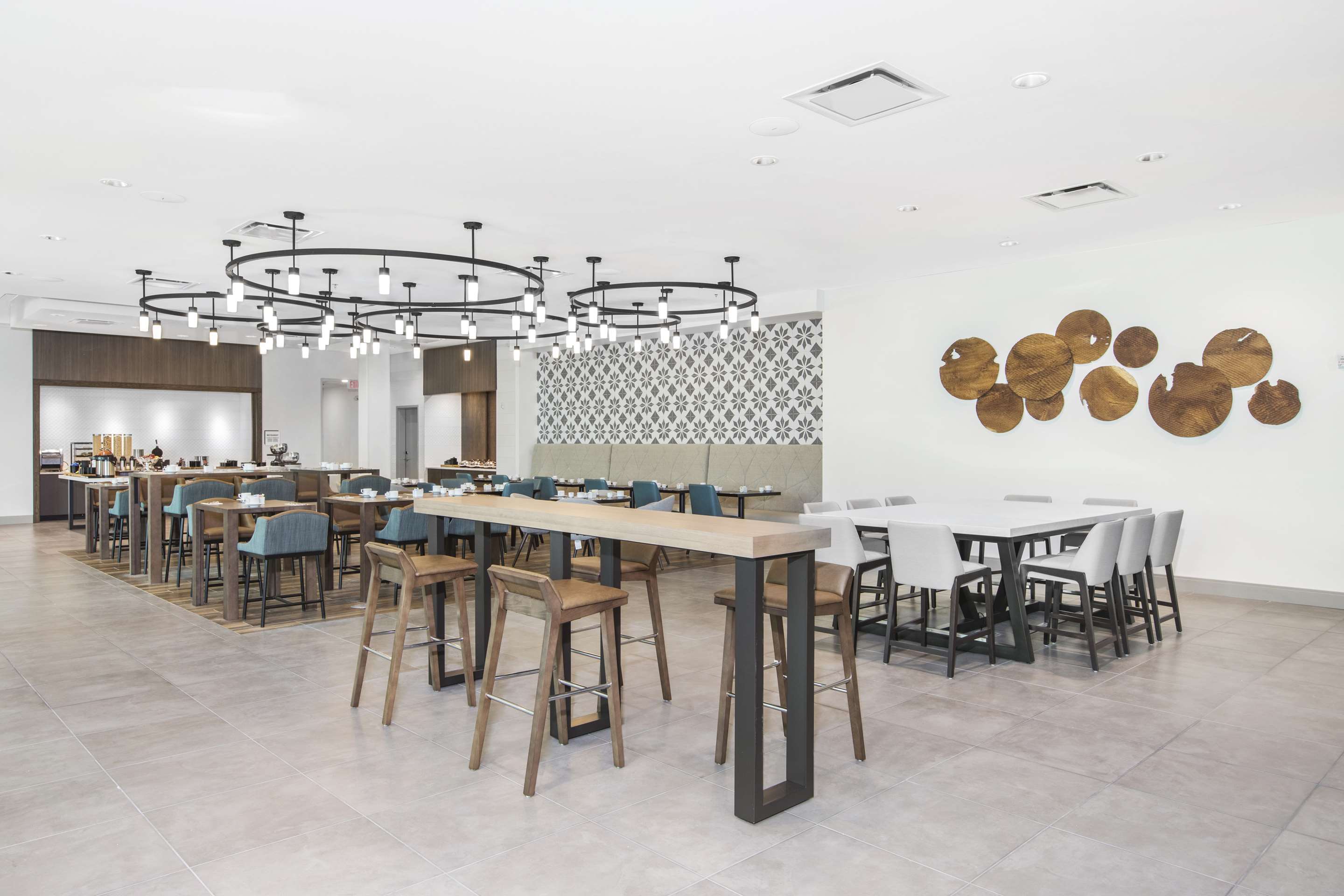 Restaurant | Hilton Garden Inn Harlingen Convention Center