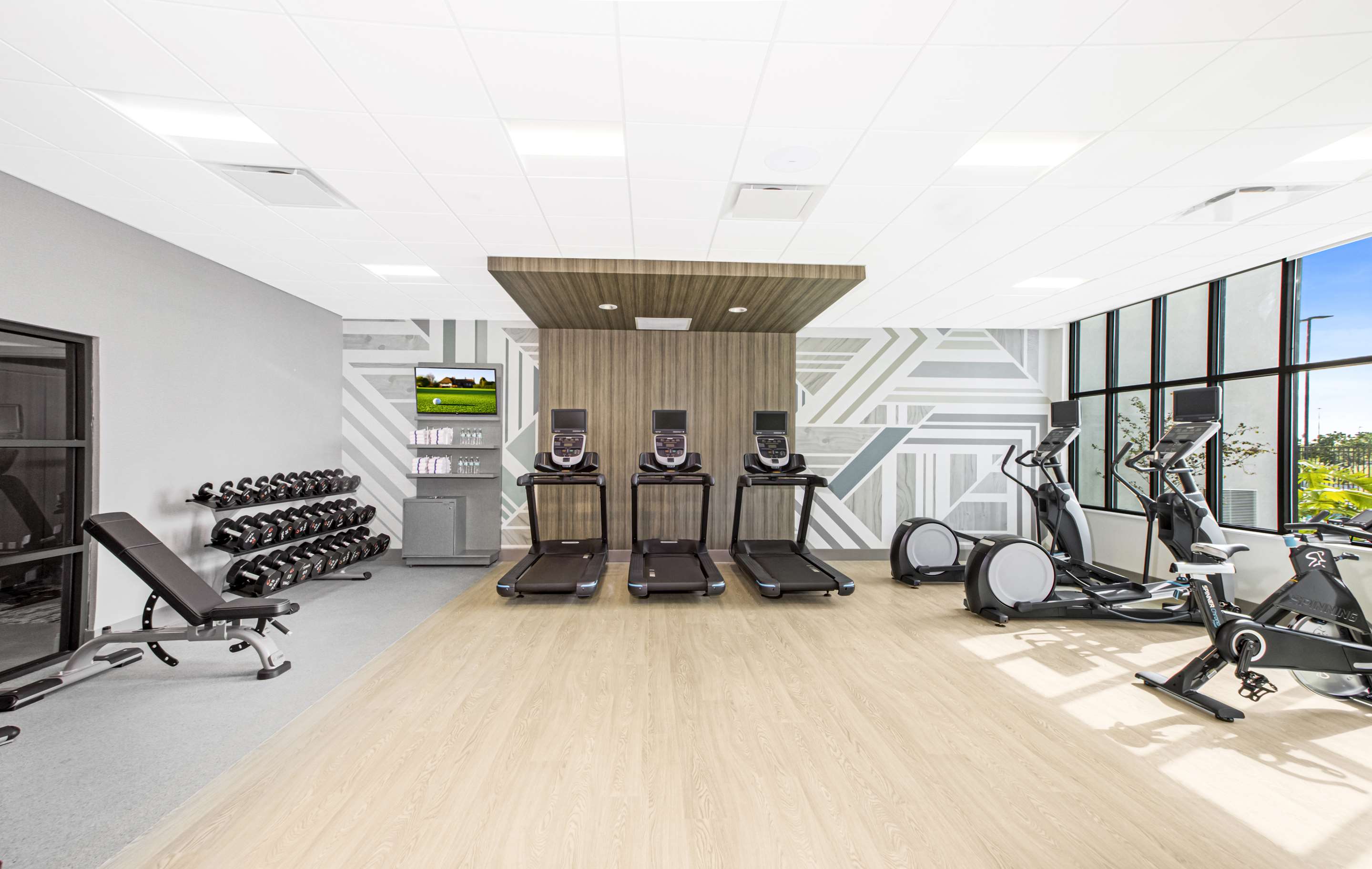 Health club fitness center gym | Hilton Garden Inn Harlingen Convention Center
