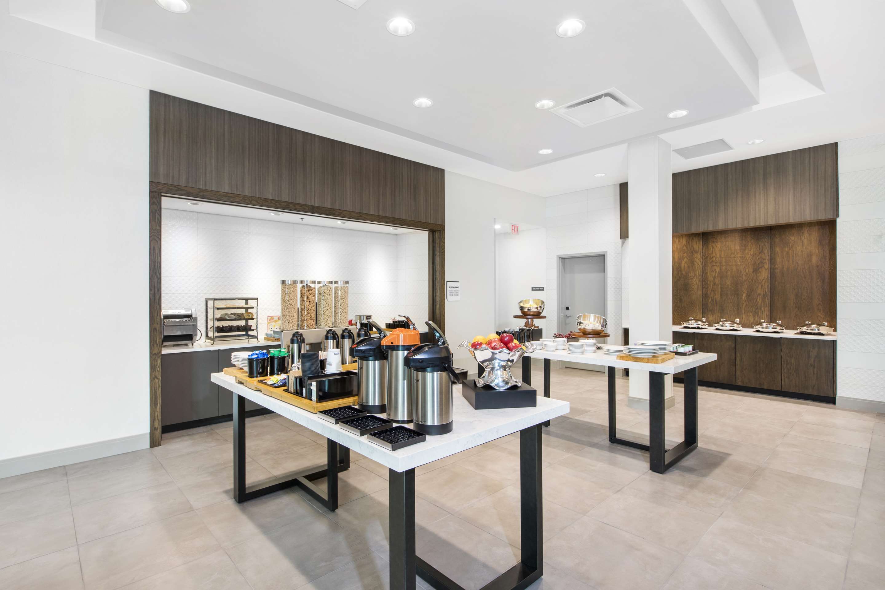 Restaurant | Hilton Garden Inn Harlingen Convention Center