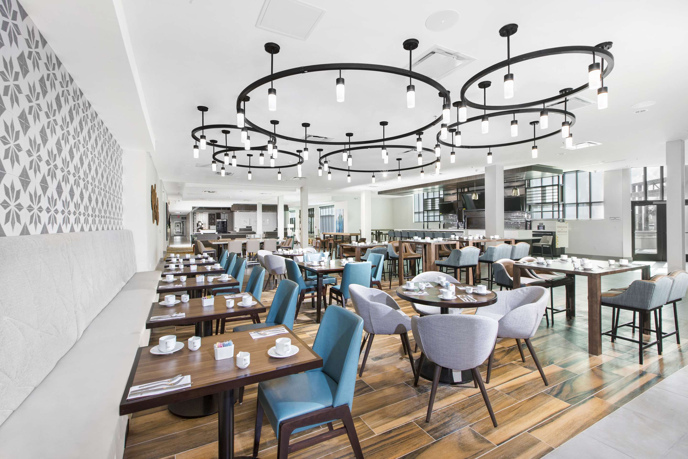 Restaurant | Hilton Garden Inn Harlingen Convention Center