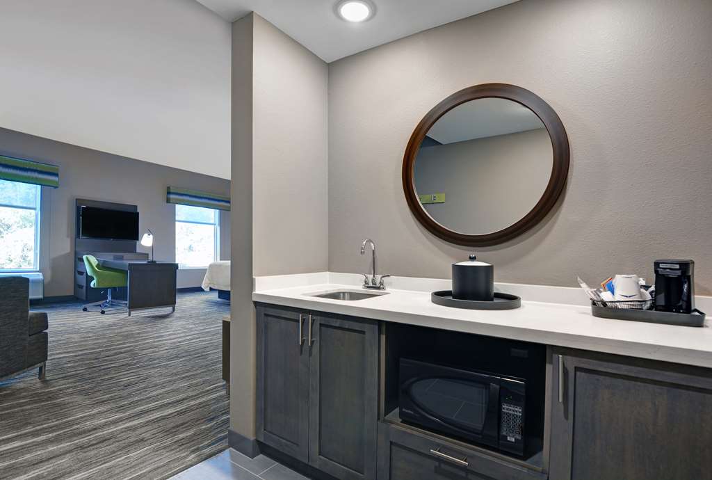 Hampton Inn & Suites Macclenny I-10, FL Room Type - 1 KNG HEARING ACC NOSMOK