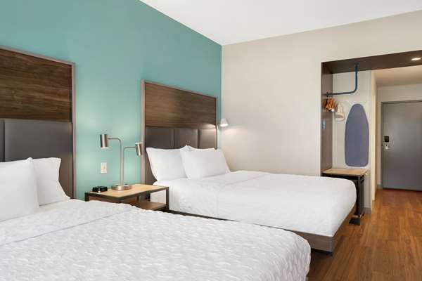  - Tru by Hilton Hotel Sandusky