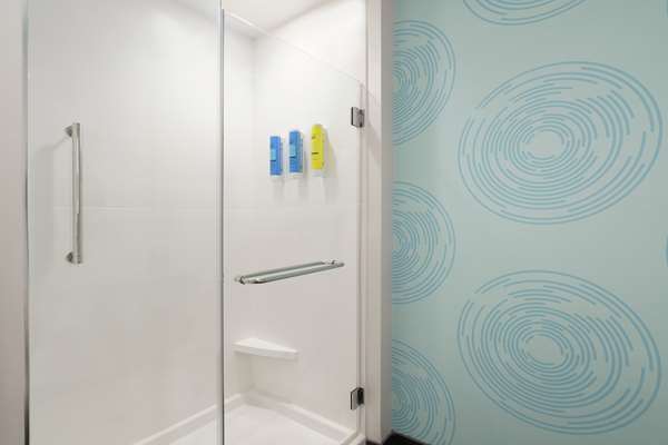  - Tru by Hilton Hotel Sandusky