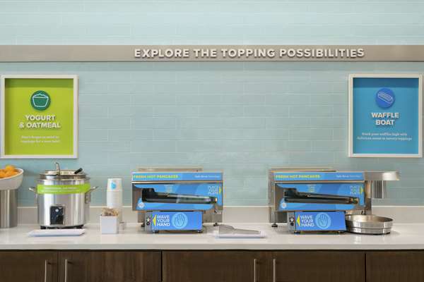 Amenities - Tru by Hilton Hotel Sandusky