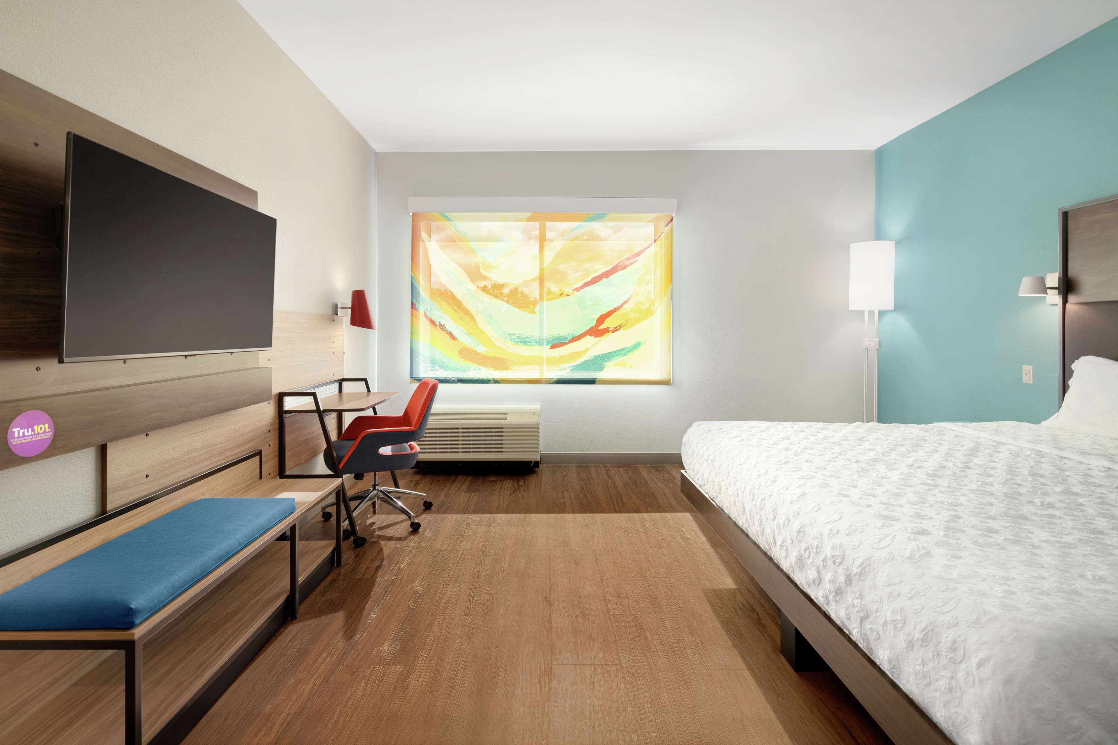 Tru by Hilton Sandusky Room Type - 1KNG MOB HEAR ACC W TUB