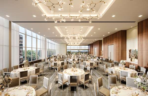  - Hilton Garden Inn Midtown Montreal