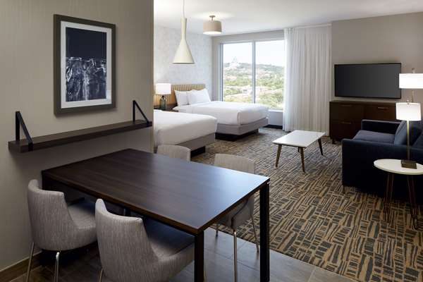  - Homewood Suites by Hilton Midtown Montreal