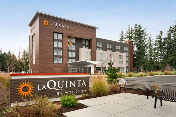 Exterior view - La Quinta Inn & Suites Marysville - I-5, Exit 202