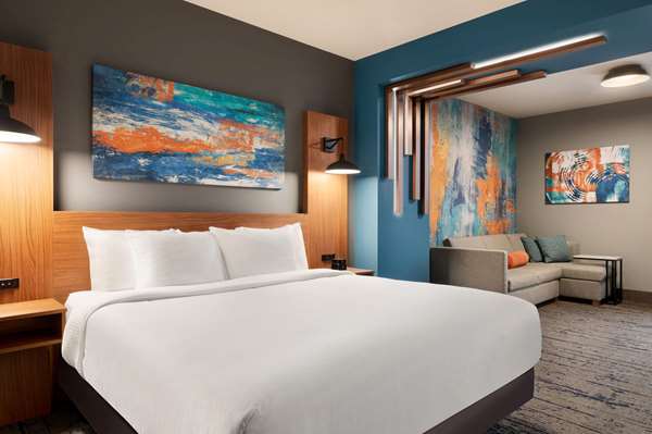 Suite - La Quinta Inn & Suites Marysville - I-5, Exit 202